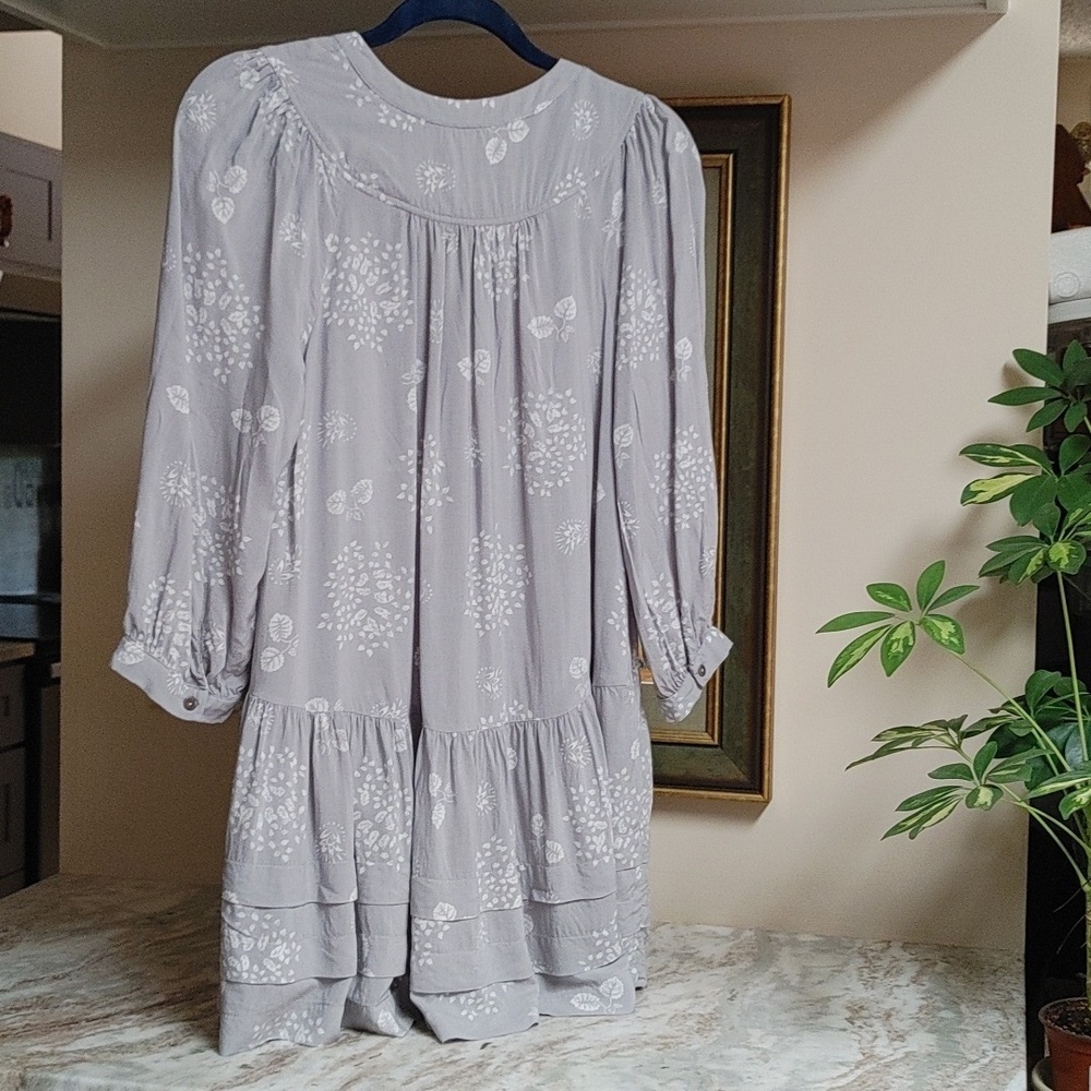 Anthropologie Holding Horses Gray & White Rayon Tunic Top w Pockets S - Picture 4 of 11